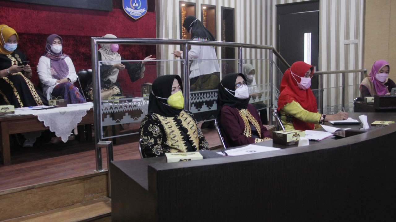 Ketua PKK Kota Metro mengikuti Rapat Kerja Daerah (Rakerda) Dekranasda se-Provinsi Lampung