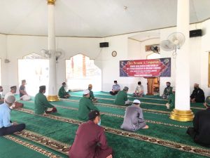 Seluruh WBP Serta Pegawai Lapas Narkotika Bandar Lampung Gelar Doa Bersama Dan Istiqosah