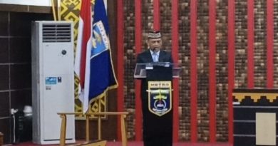 Walikota Metro Melantik dan Pengambilan Sumpah Inspektur Kota Metro Henri Dunan di Aula Pemda