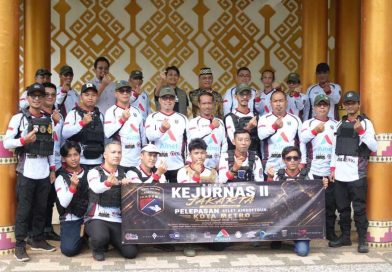 Wali Kota Metro Lepas 15 Atlet Airsoftgun Komunitas KDRT ke Kejurnas INASOC II Jakarta
